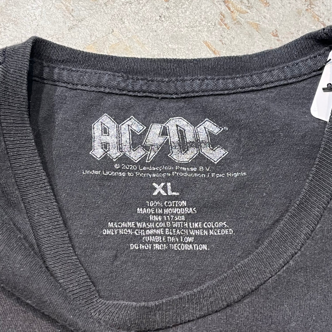 古着 AC/DC/エーシーディーシー/バンドTシャツ/プリントTシャツ/ サイズXL