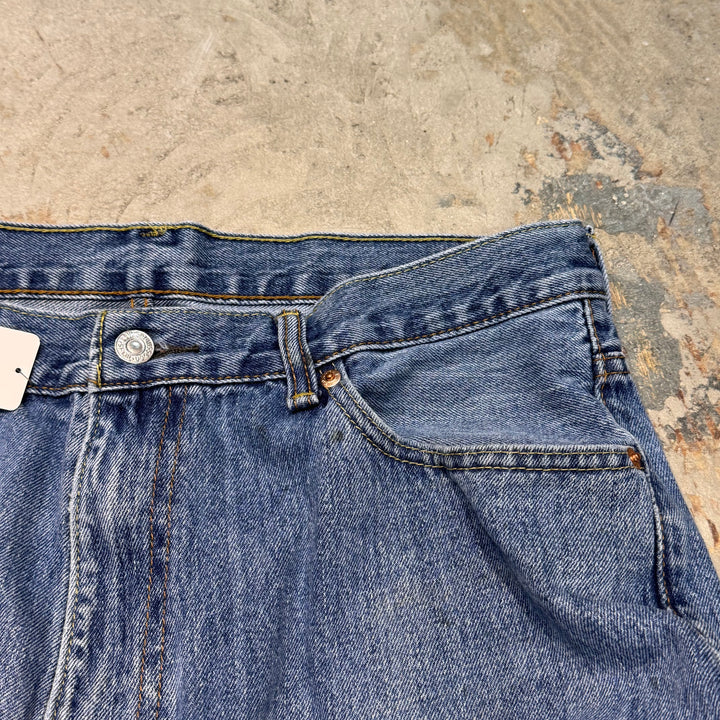 古着 Levi's/ リーバイス/デニムパンツ/ 550/ 実寸サイズ33×27