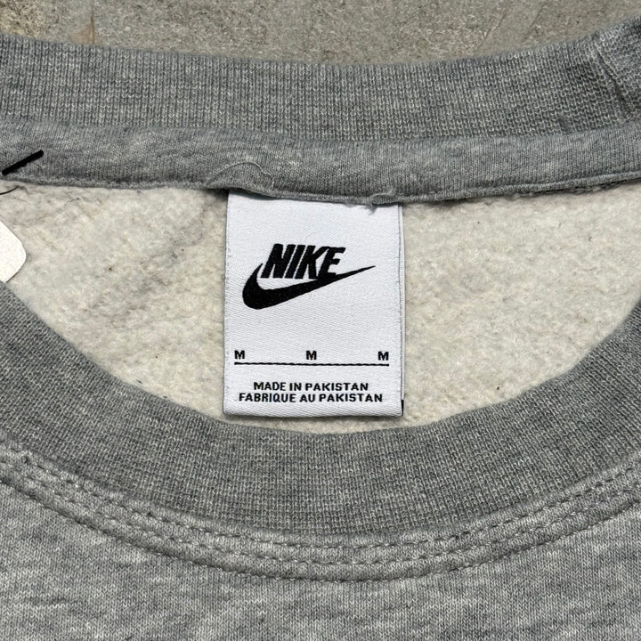 古着 NIKE/ ナイキ/ クルーネックスウェット/ ワンポイント/ 刺繍/ サイズM