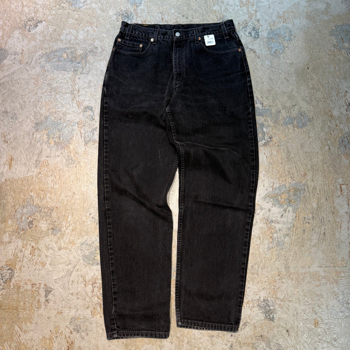 古着 USA製 02's Levi's/リーバイス/ブラックデニムパンツ/550/実寸サイズ34×33