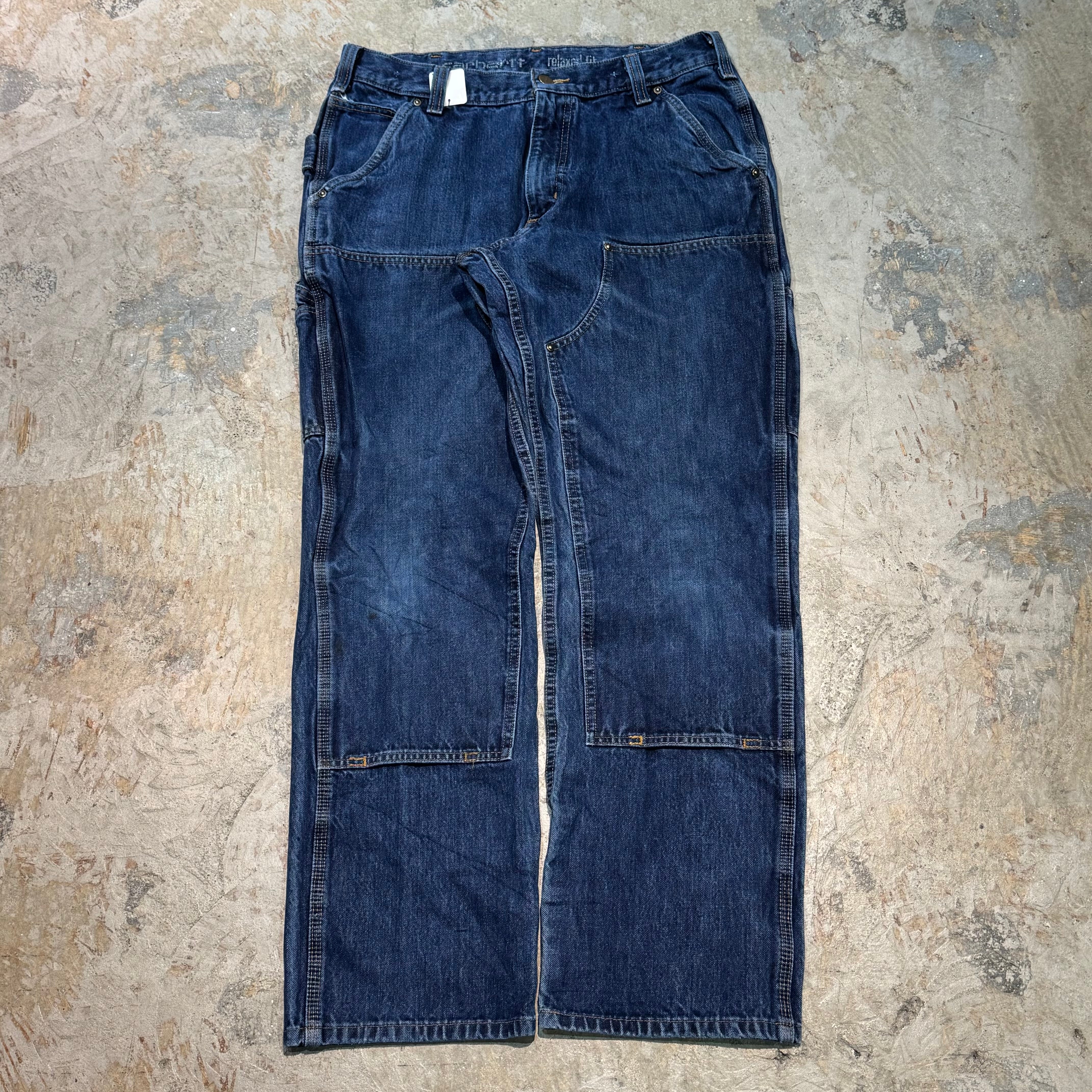 カーハートダブルニーデニム極太ペインターパンツ大パッチロゴアメリカ古着 古着 Carhartt/ カーハート/ ダブルニーデニムペインターパンツ/ 実寸