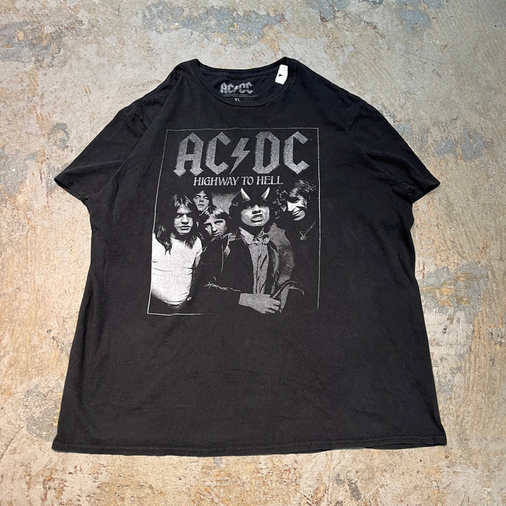 古着 AC/DC/エーシーディーシー/バンドTシャツ/プリントTシャツ/ サイズXL