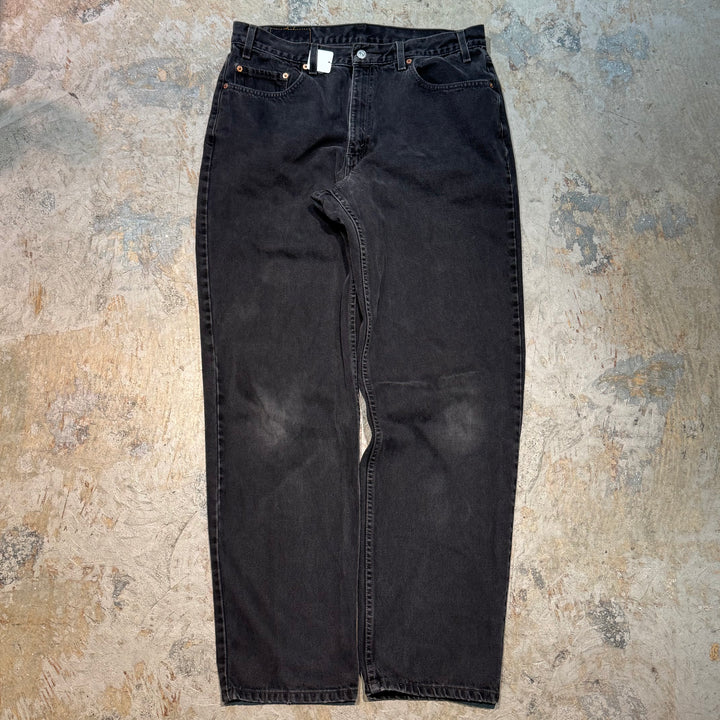 古着 99's Levi's / リーバイス/ ブラックデニムパンツ/ 550/ 実寸サイズ33×32