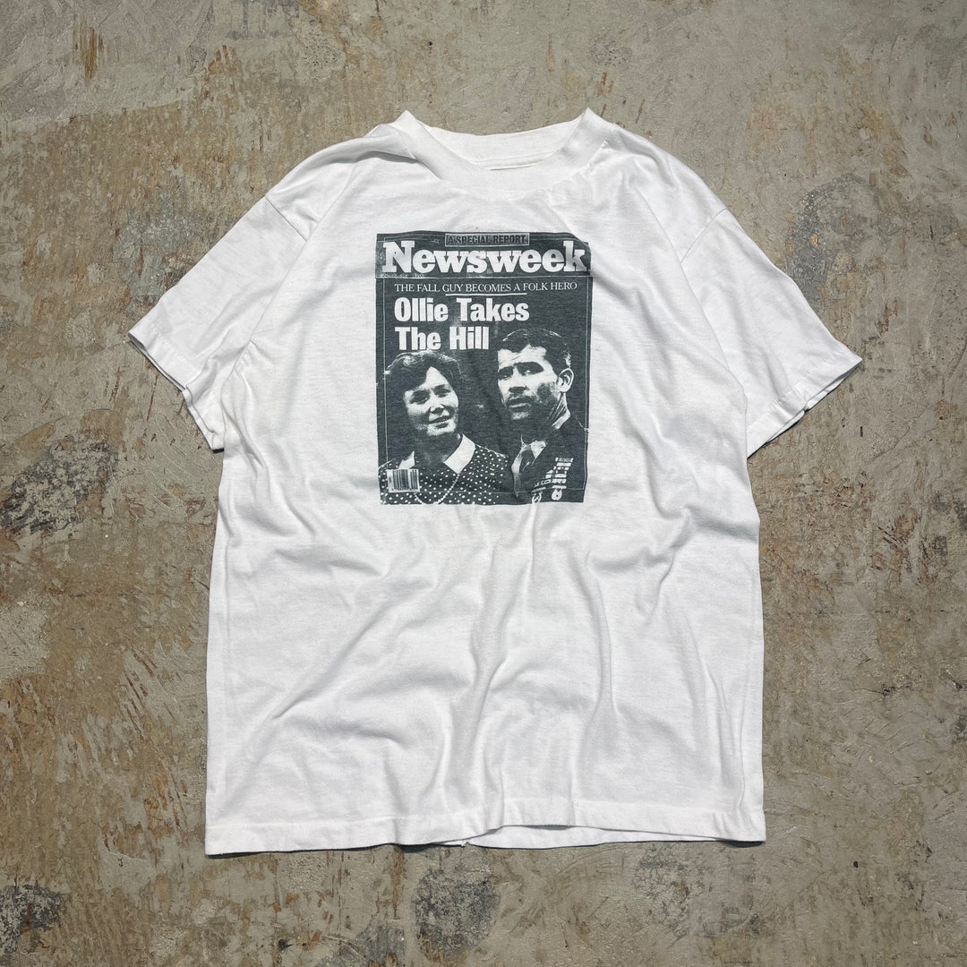 古着 NEWS WEEK/オリーが丘を登る/ヴィンテージ シングルステッチ プリントTシャツ/サイズL