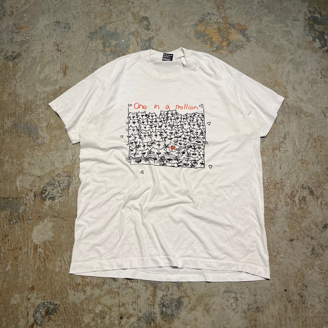 古着 USA製/90's/フルーツオブザルーム/ネコ/「100万人に1人」/ヴィンテージ シングルステッチ プリントTシャツ/サイズXL
