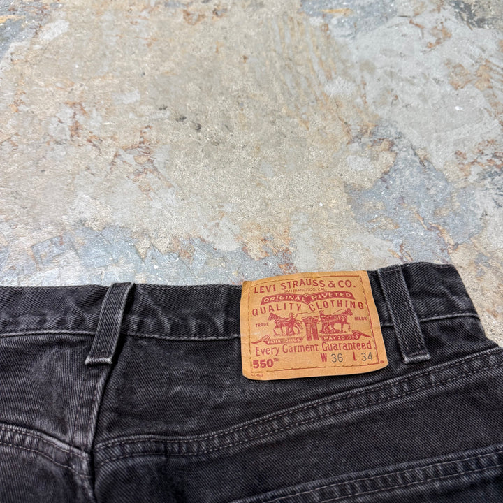 古着 USA製 02's Levi's/リーバイス/ブラックデニムパンツ/550/実寸サイズ34×33