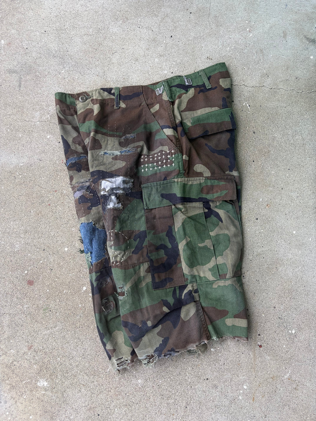 Distressed Sashiko Baggy Camo Shorts W34