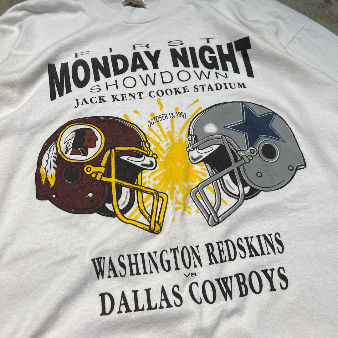 古着 USA製 90's NFL / ワシントン･レッドスキンズ vs ダラス・カウボーイズ / FIRST MONDAY NIGHT SHOWDOWN / ジャック･ケント･クッキー･スタジアム / 1997年10月13日開催 /ヴィンテージ シングルステッチ ロングTシャツ/サイズXL