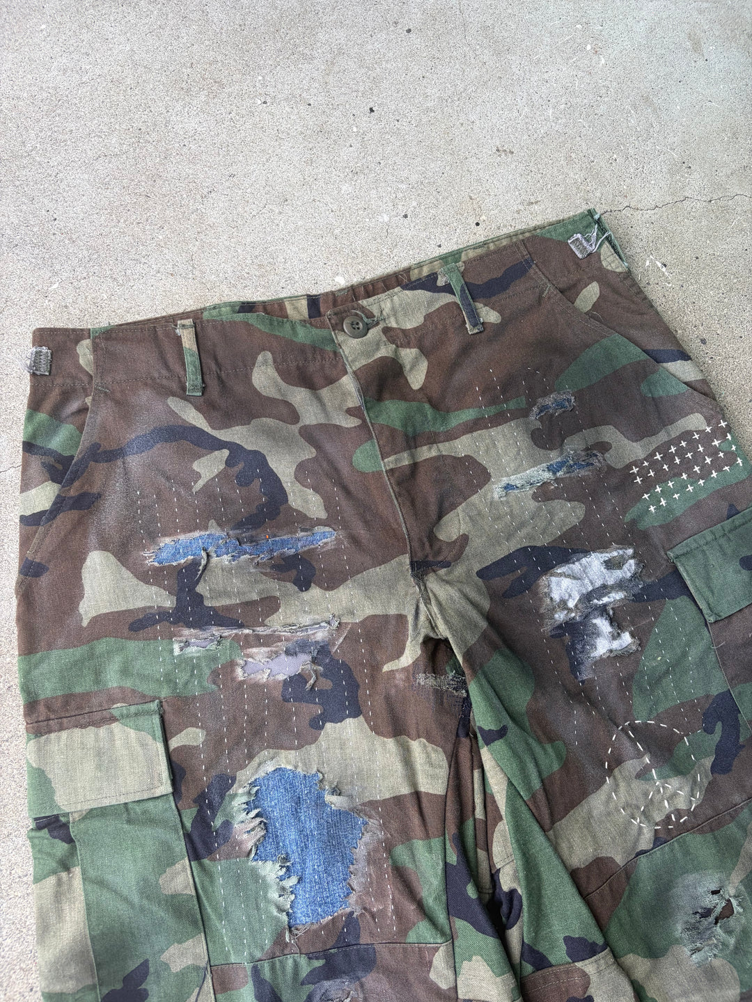 Distressed Sashiko Baggy Camo Shorts W34