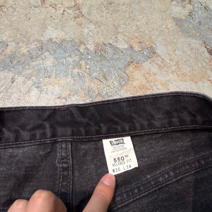 古着 USA製 02's Levi's/リーバイス/ブラックデニムパンツ/550/実寸サイズ34×33