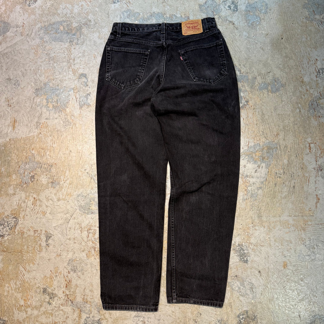 古着 USA製 02's Levi's/リーバイス/ブラックデニムパンツ/550/実寸サイズ34×33