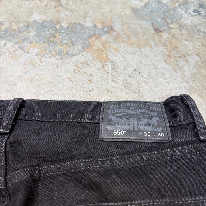 古着 Levi's/リーバイス/ブラックデニムパンツ/550/実寸サイズ35×30