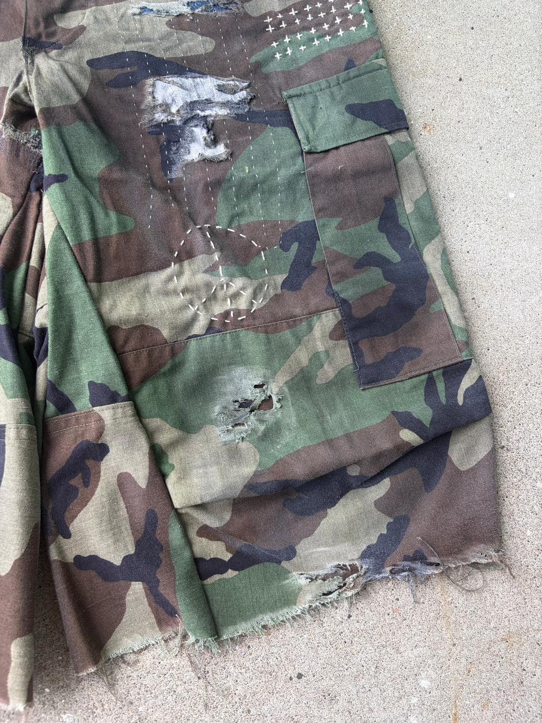 Distressed Sashiko Baggy Camo Shorts W34