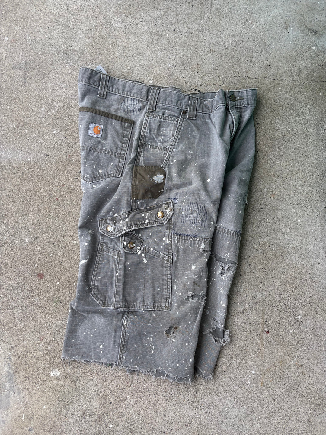 Carhartt Distressed Baggy Cargo Shorts W38