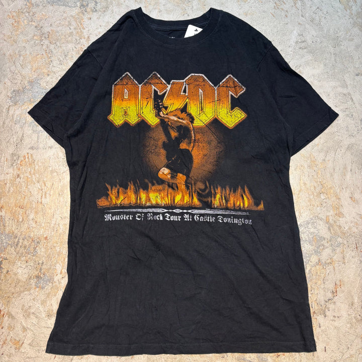 古着 AC/DC/エーシー･ディーシー / アーティストTシャツ/サイズM