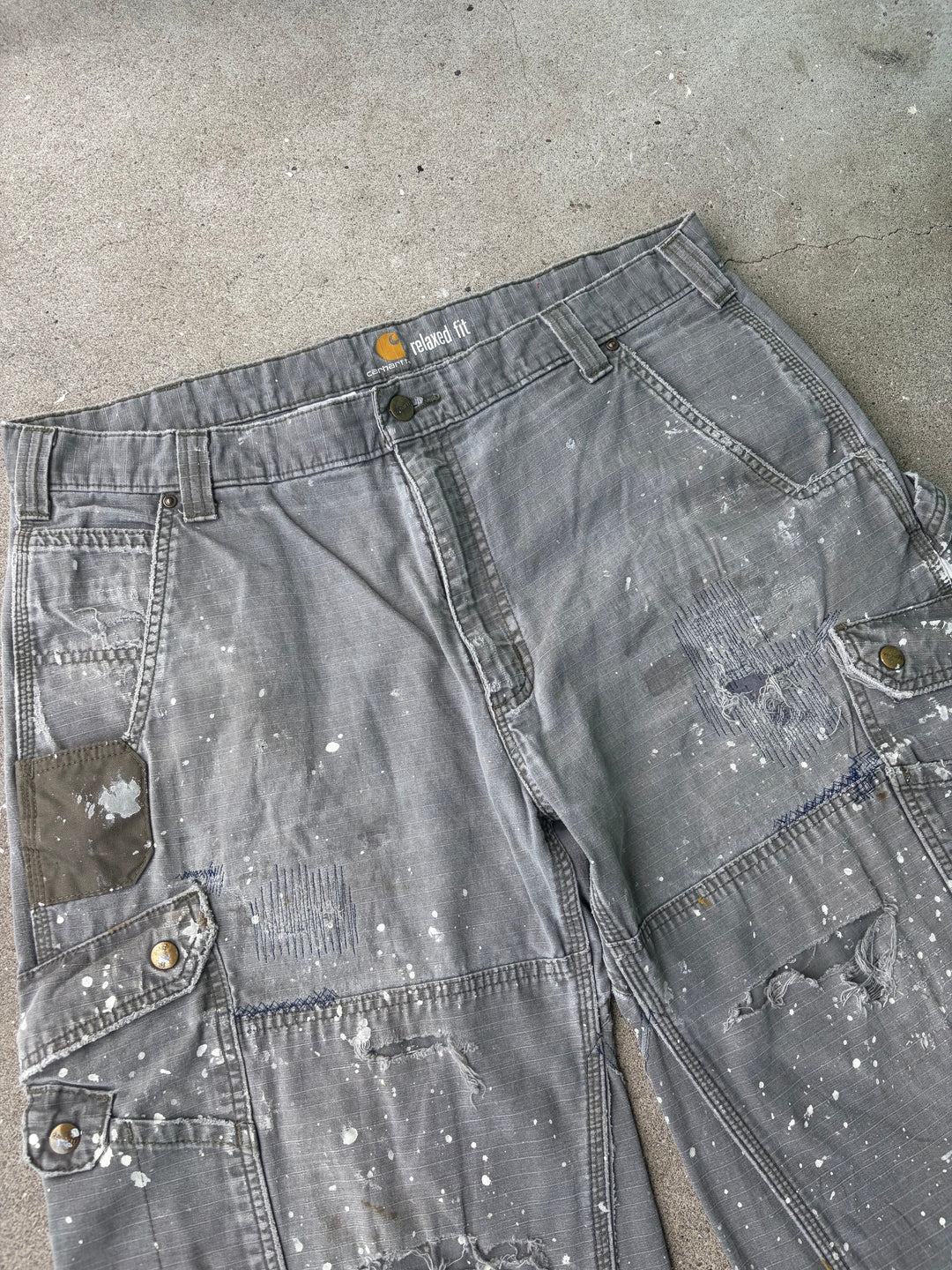 Carhartt Distressed Baggy Cargo Shorts W38