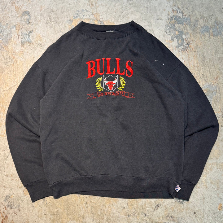 古着 USA製 USAVINTAGE/ CHICAGO BULLS/ シカゴ･ブルズ/ NBA/ 刺繍/ クルーネックスウェット/ サイズXL