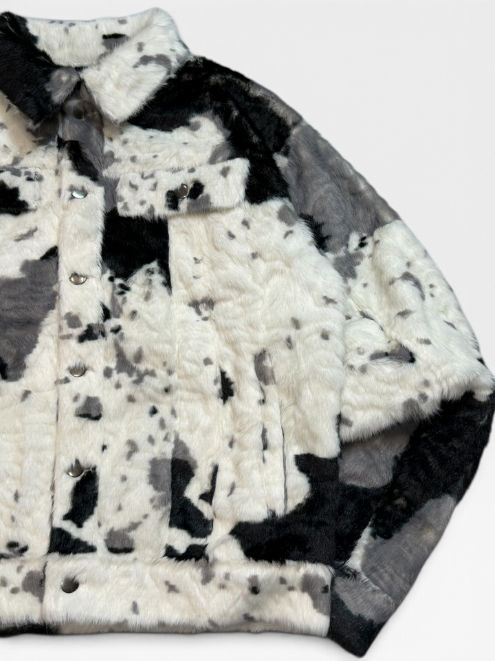 cow pattern Tracker far Jacket / 牛柄トラッカーファージャケット